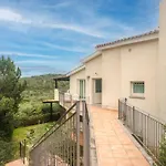 Sea View Apartament *