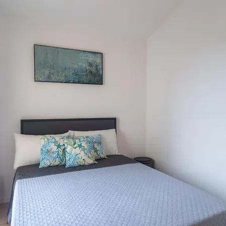 Apartment Sea View *